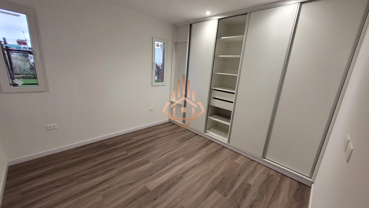 Casa en venta a estrenar - Barrio 4H