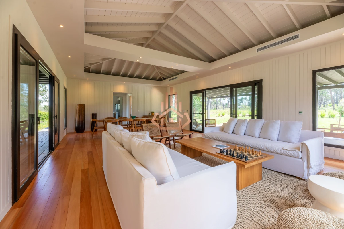 Casa Chiapeta - Puerto Quetzal - La Barra