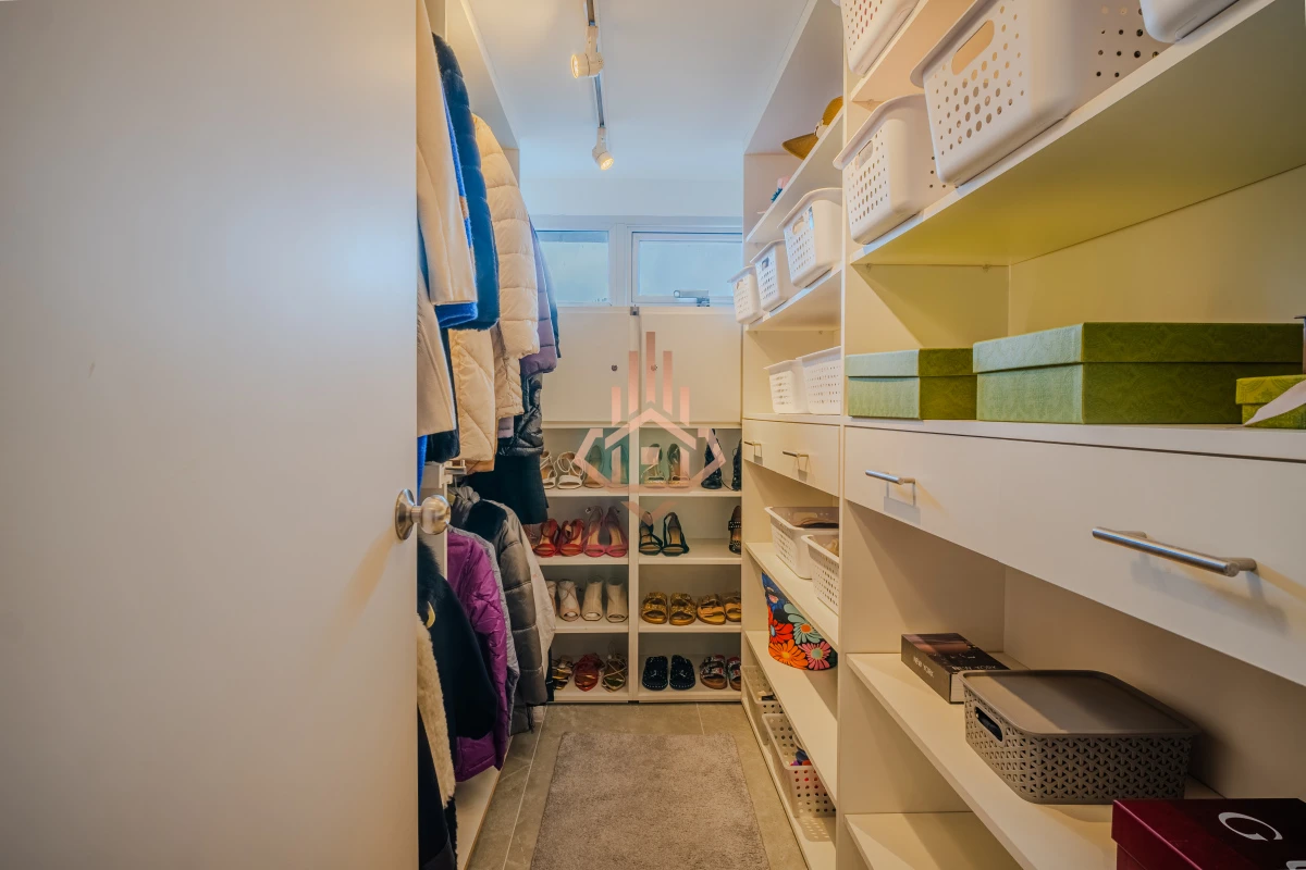 Casa de 4 dormitorios en Barrio Privado La Residence