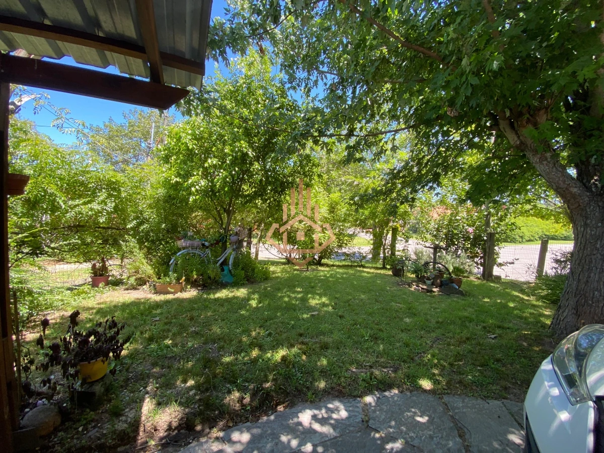 Casa en Alquiler Anual 3 dormitorios+ 1 suite.