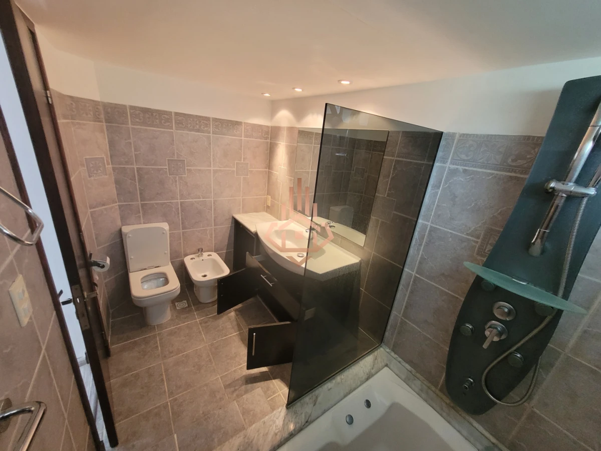 Casa en venta en zona de colegios entorno residencial y familiar