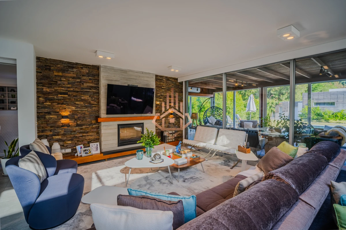 Casa de 4 dormitorios en Barrio Privado La Residence