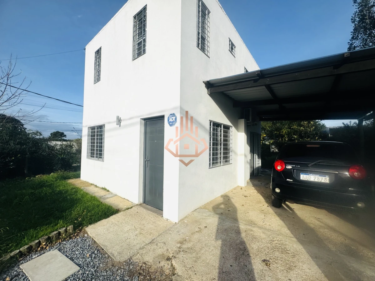 Alquiler Anual Casa de 2 dormitorios en el Balneario Buenos Aires - Foto 1