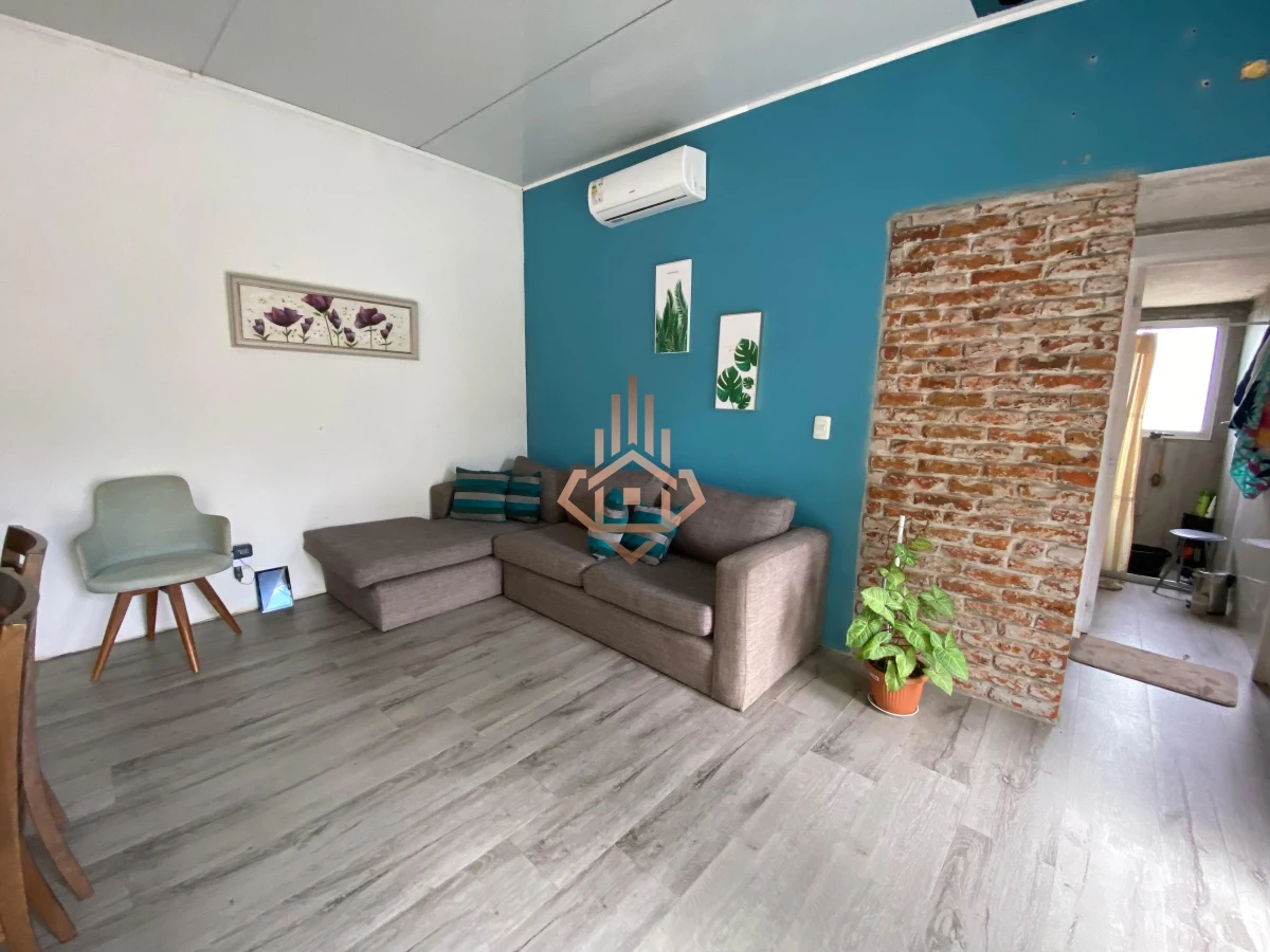 VENTA CASA BALNEARIO BUENOS AIRES 2 DORMITORIOS, A 700 metros del Mar