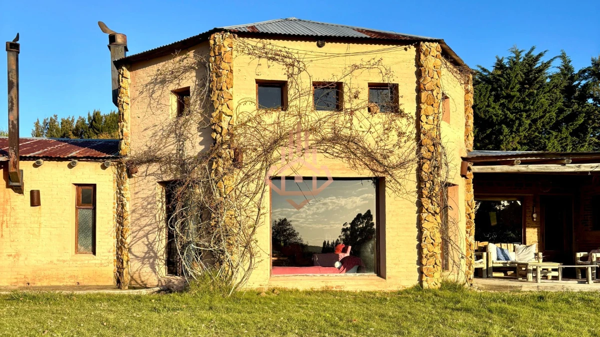 Chacra con dos casas y más de 1 hectárea en venta en Pejerrey – Ideal para vivir o disfrutar en familia