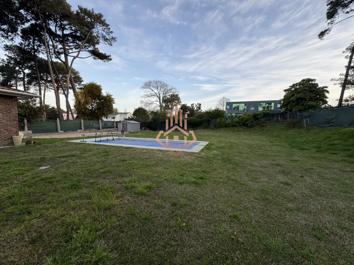 Alquiler de Temporada casa de 3 dormitorios en Punta del Este con Pisicna,