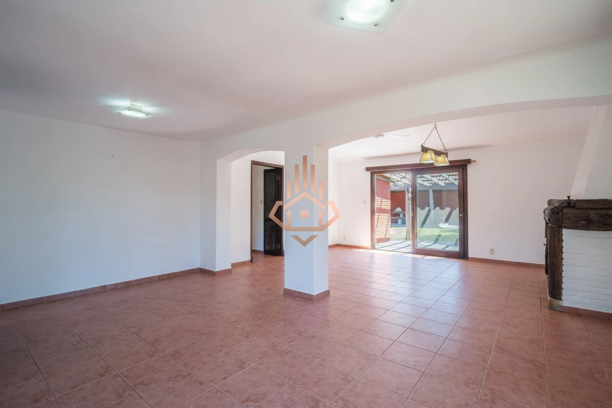 Casa en venta en B. Cantegril, zona de colegios entorno residencial