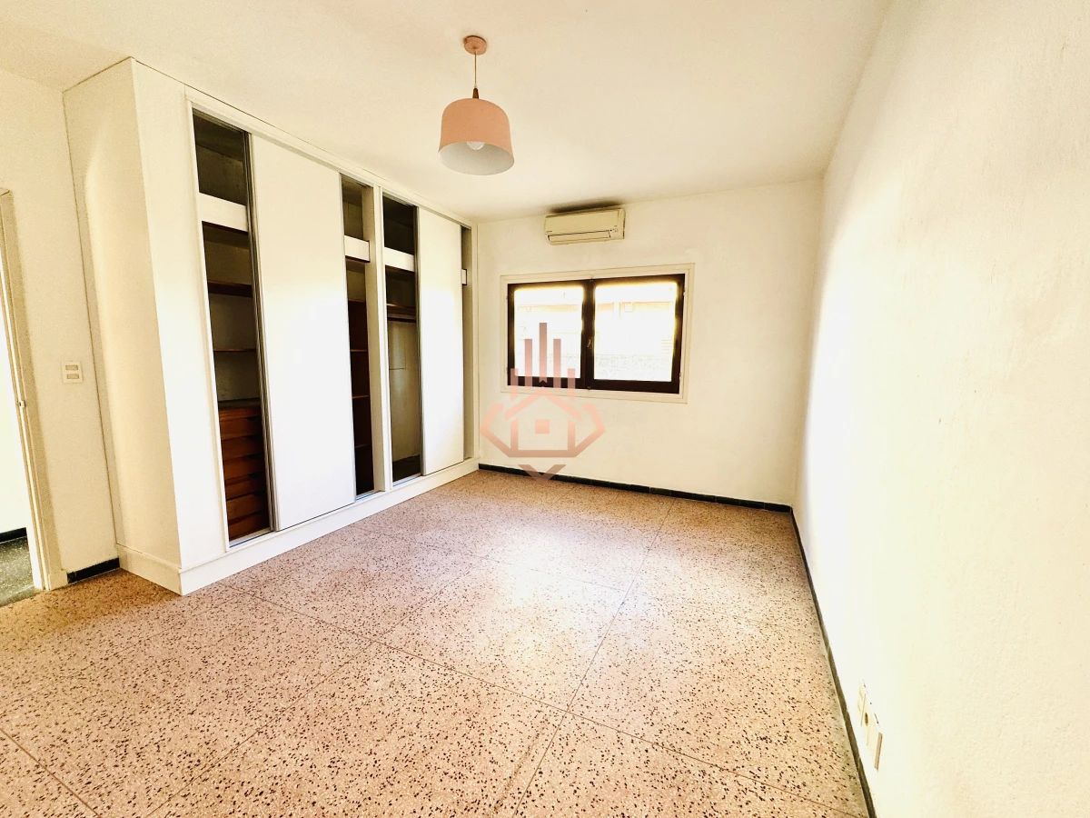 Venta Casa de 2 dormitorios cerca de playa mansa y servicios.