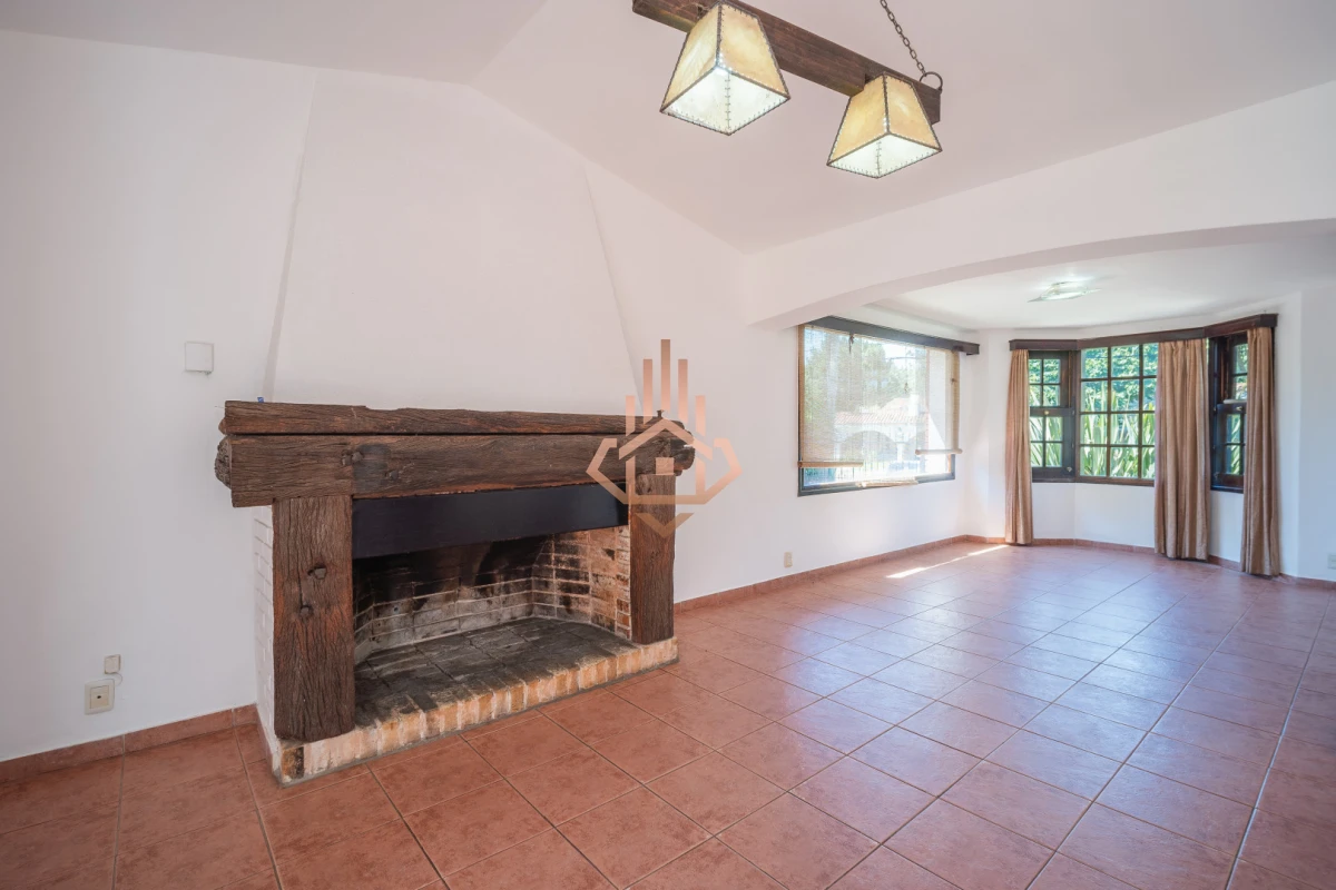 Casa en venta en B. Cantegril, zona de colegios entorno residencial