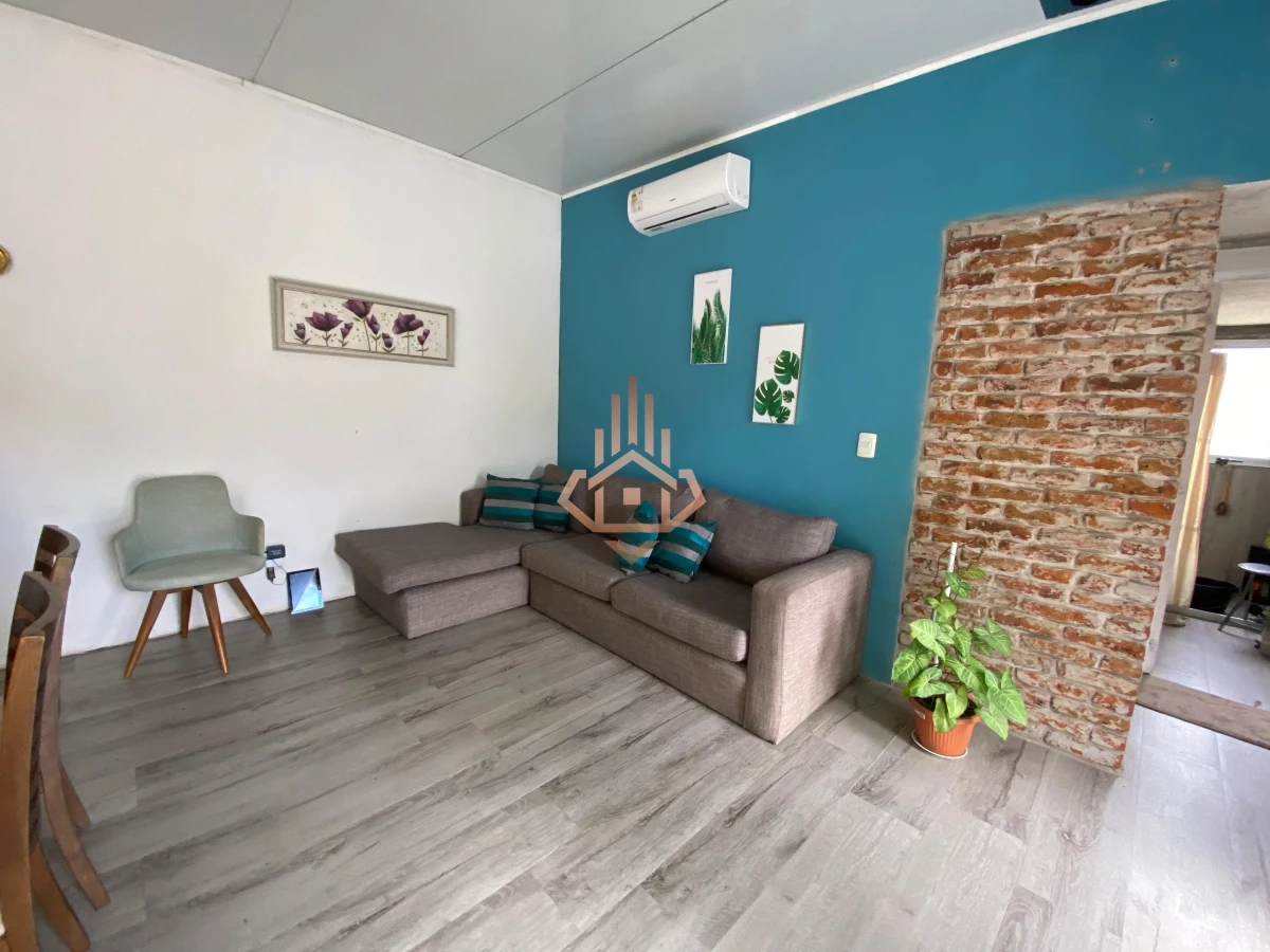 VENTA CASA BALNEARIO BUENOS AIRES 2 DORMITORIOS, A 700 metros del Mar