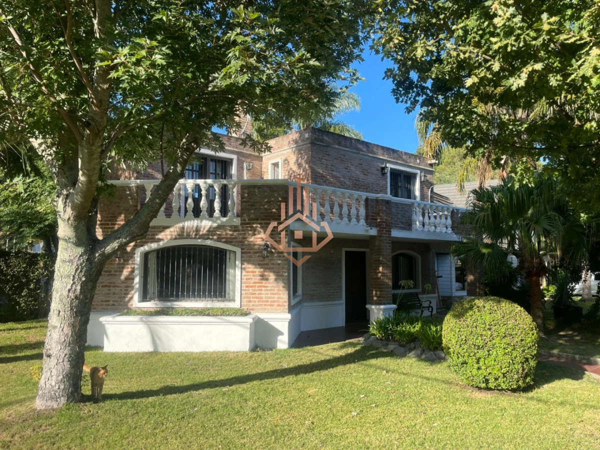 Alquiler Anual Casa de 3 Dormitorios en Pinares