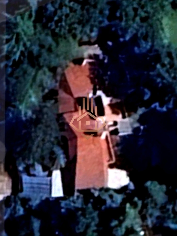 Espectacular casa para Reciclar en hermoso entorno - Con mucho Potencial