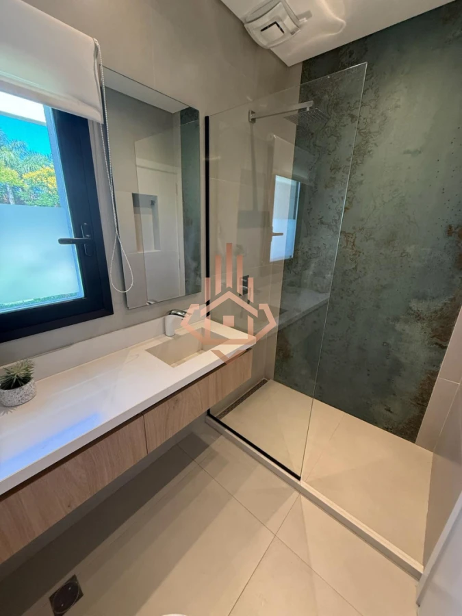 Venta de Espectacular Casa de 4 Dormitorios en Viñedos de la Tahona