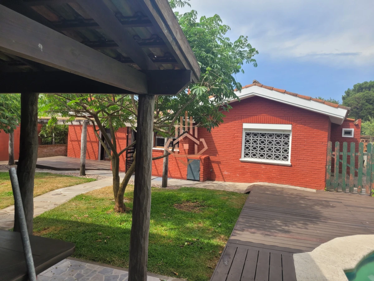 Casa en venta en zona de colegios entorno residencial y familiar