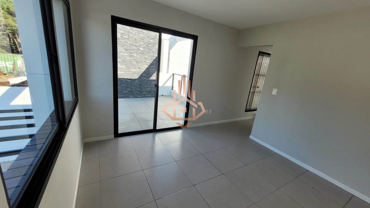 Venta Casa en pozo en barrio Burnett. Punta del Este C.Tradicional