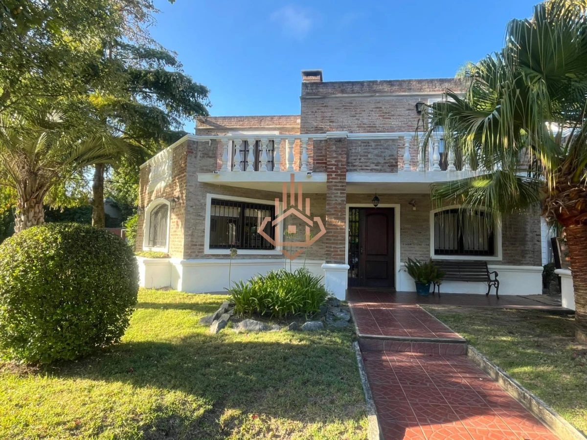 Alquiler Anual Casa de 3 Dormitorios en Pinares