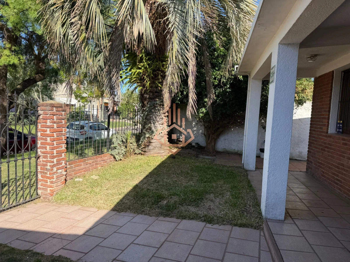 Venta Casa 2 dormitorios en Maldonado con garage - Foto 2