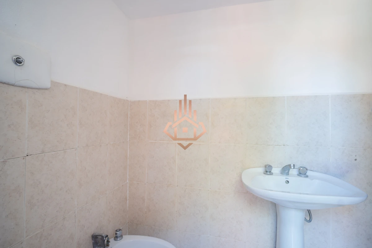 Casa en venta en B. Cantegril, zona de colegios entorno residencial