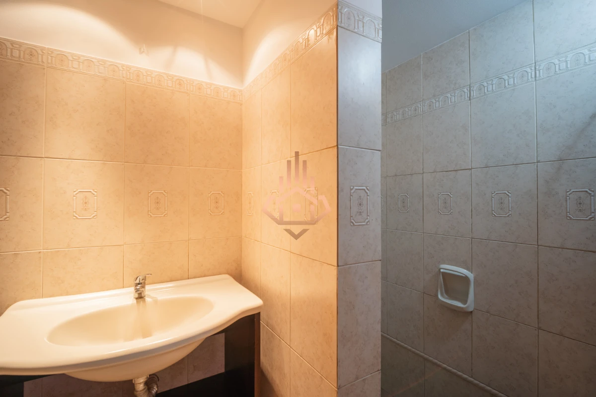 Casa en venta en B. Cantegril, zona de colegios entorno residencial