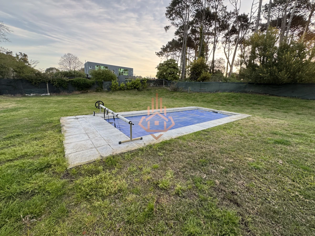 Alquiler de Temporada casa de 3 dormitorios en Punta del Este con Pisicna,