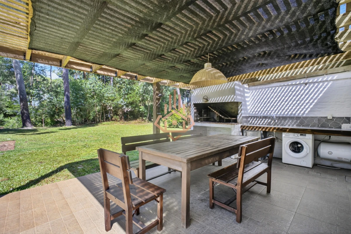 Casa en venta Complejo Solanas terreno amplio excelente distribución