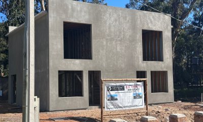 Ocean Park: 2 Casas 2D Steel Framing a 470m de la playa