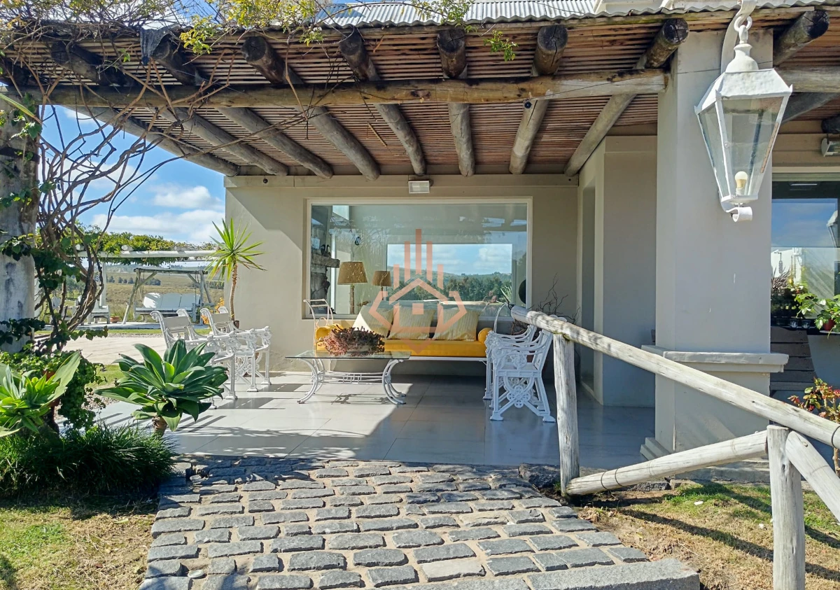 Chacra de Lujo a la venta en Laguna del Sauce 9Has - Piscina - tajamares