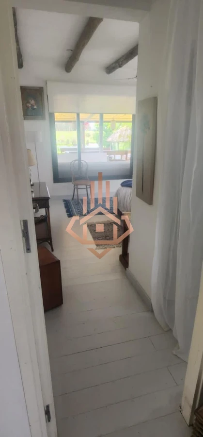 Venta de Hermosa Casa en El Quijote Chacra