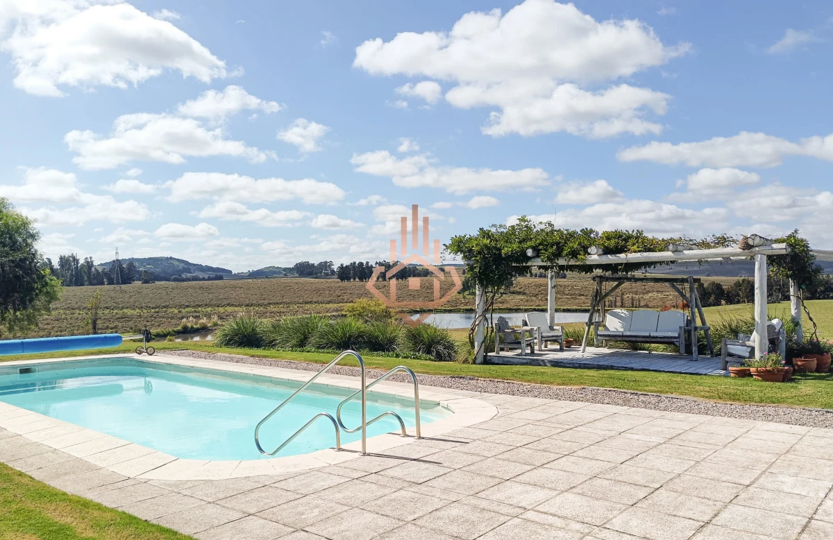 Chacra de Lujo a la venta en Laguna del Sauce 9Has - Piscina - tajamares