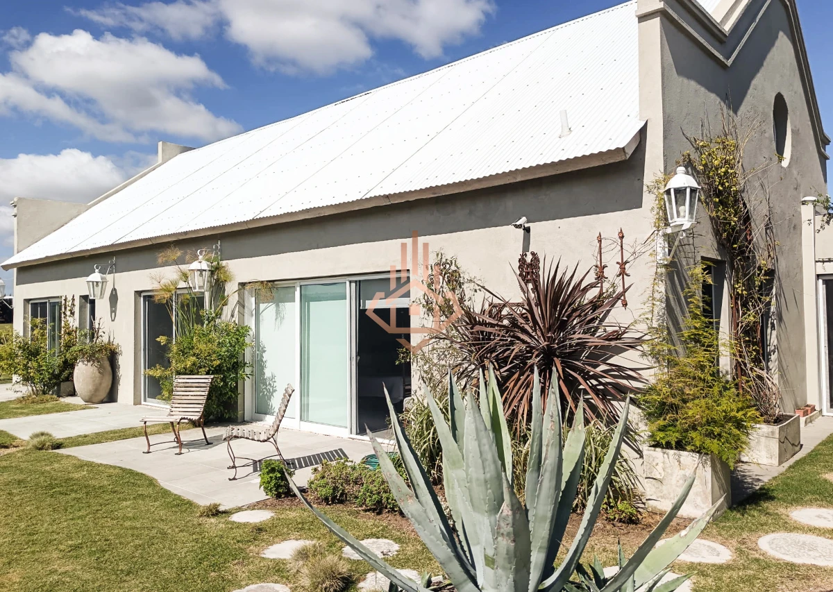 Chacra de Lujo a la venta en Laguna del Sauce 9Has - Piscina - tajamares