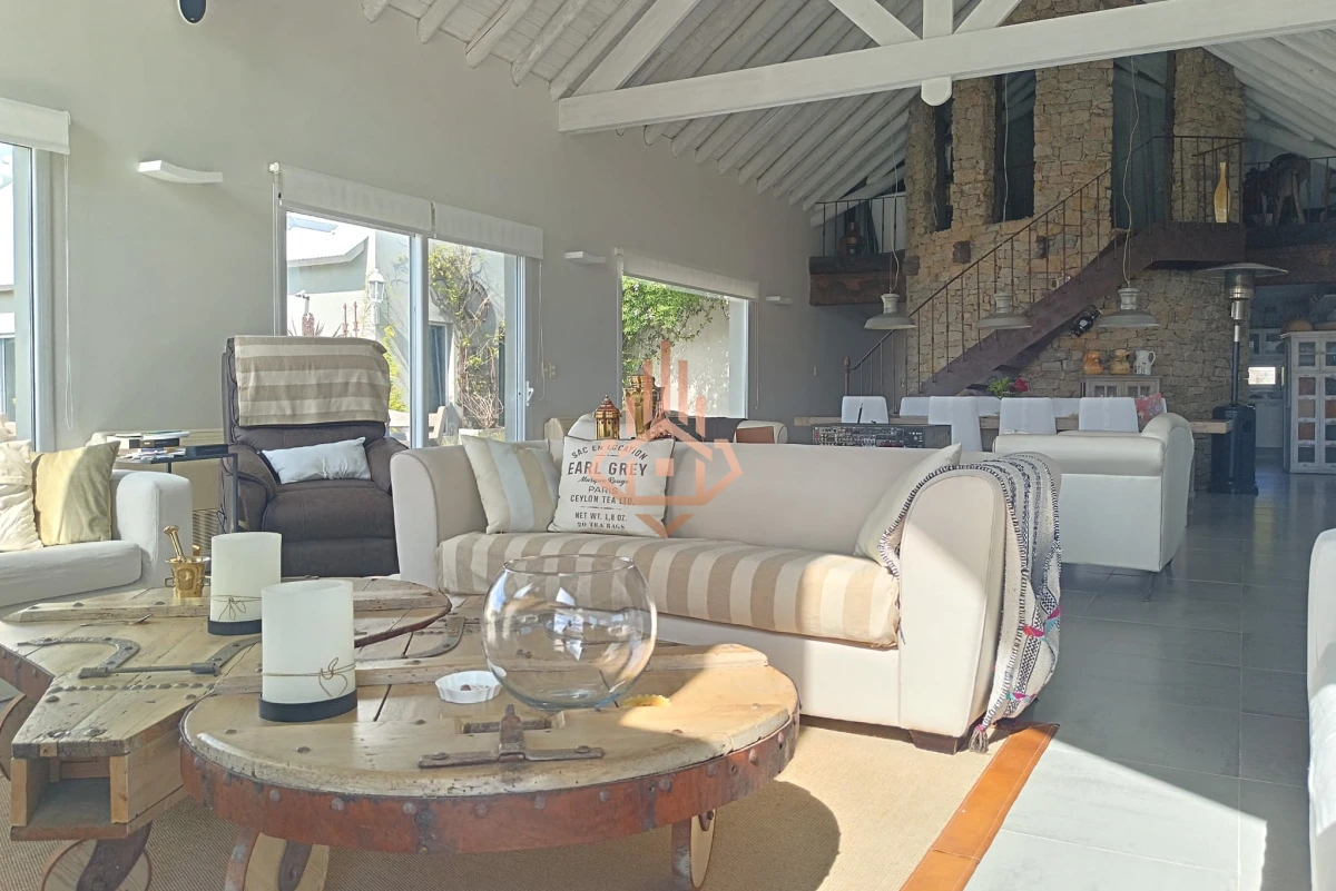 Chacra de Lujo a la venta en Laguna del Sauce 9Has - Piscina - tajamares