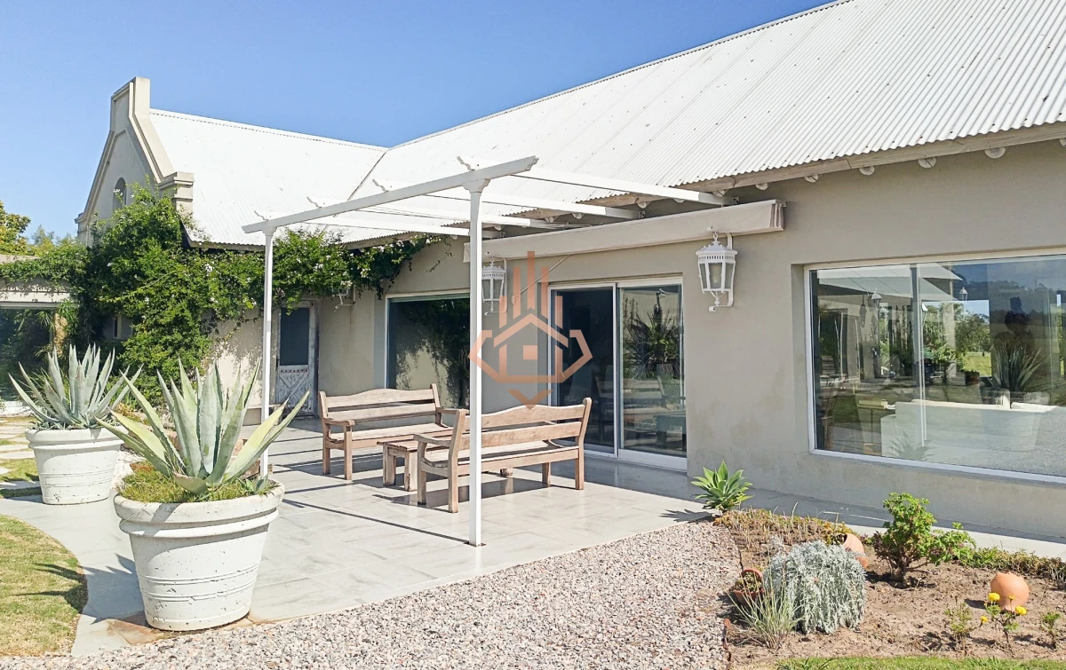 Chacra de Lujo a la venta en Laguna del Sauce 9Has - Piscina - tajamares