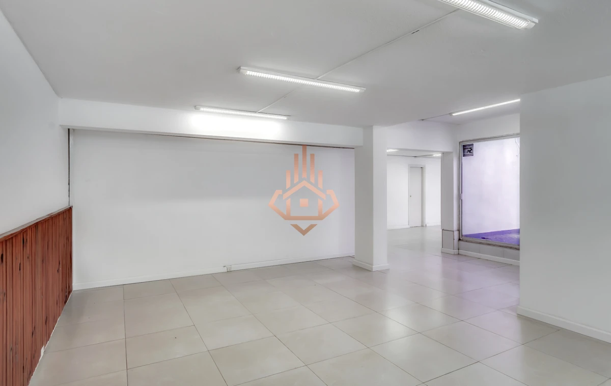 Venta Alquliler Anual local comercial en Roosevelt