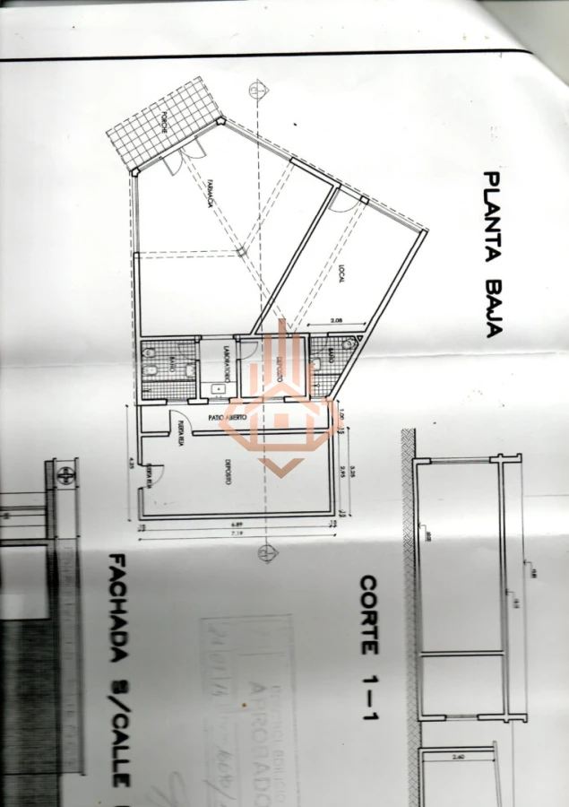 Alquiler de local en esquina muy concurrida en Brio Biarritz