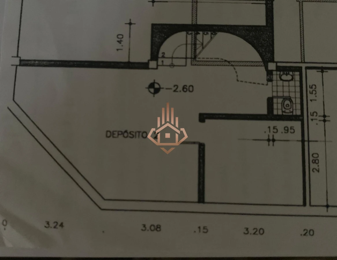 Venta de Local esquinero con excelente ubicación en el corazón de la Península