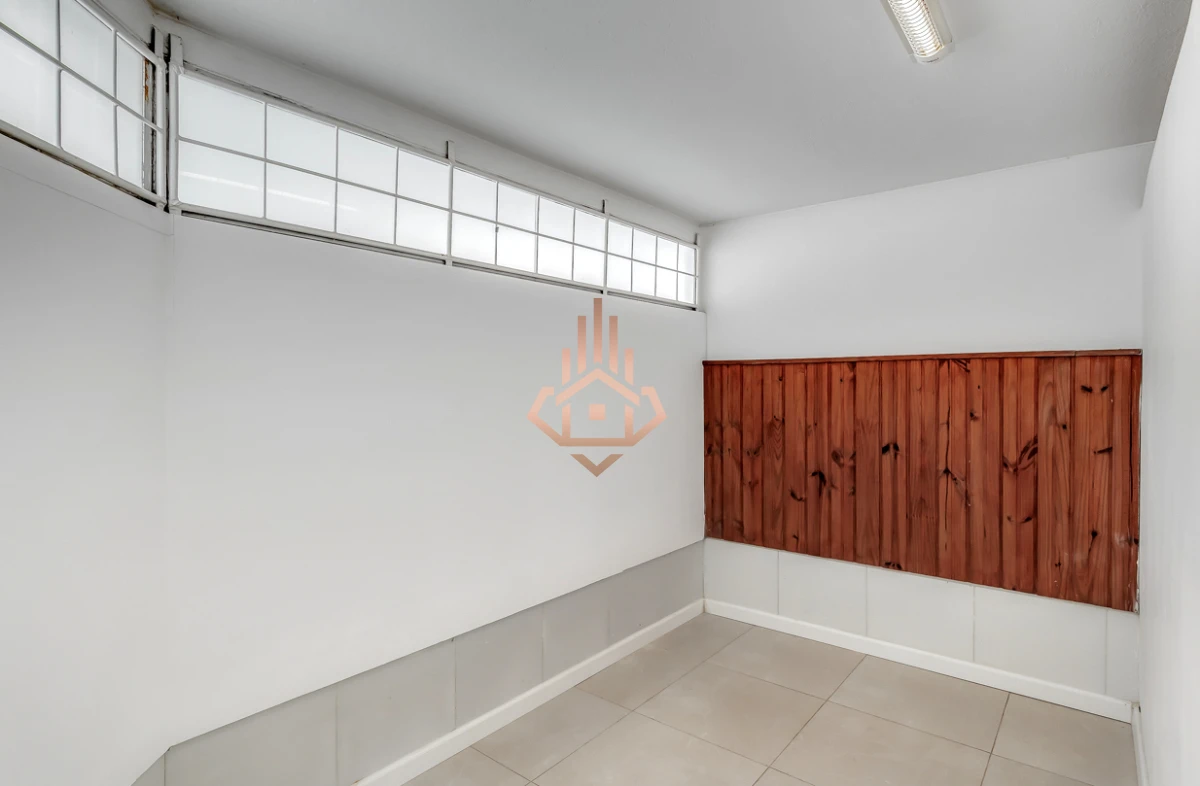 Venta Alquliler Anual local comercial en Roosevelt