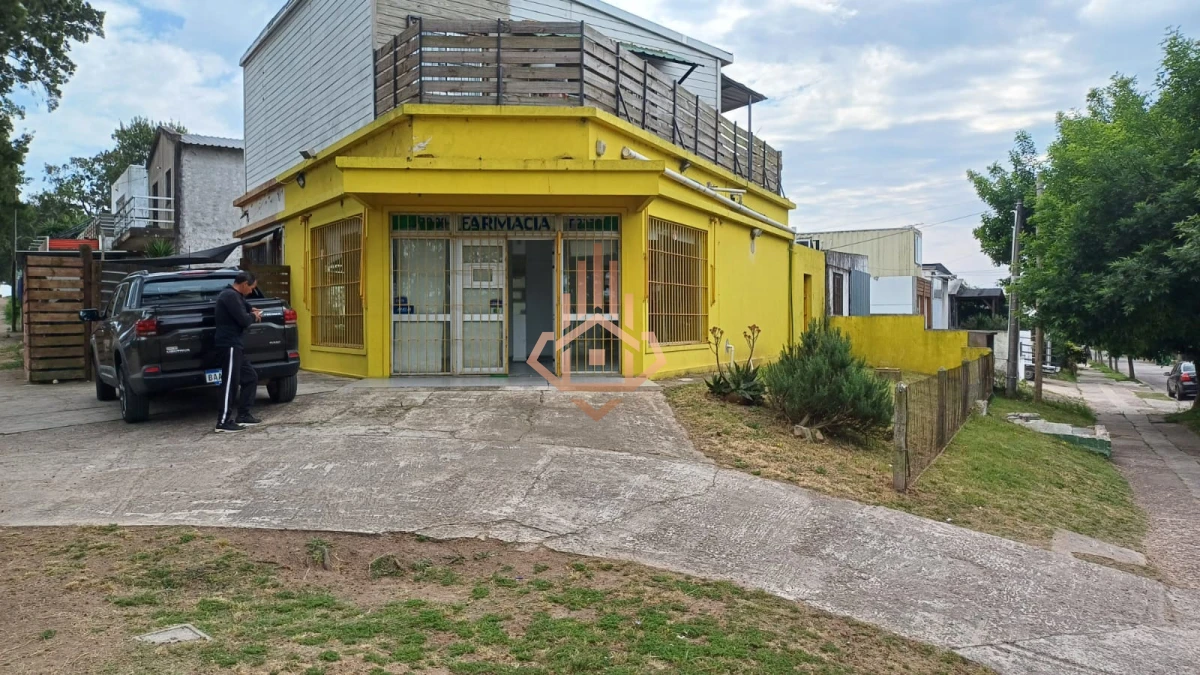 Alquiler de local en esquina muy concurrida en Brio Biarritz