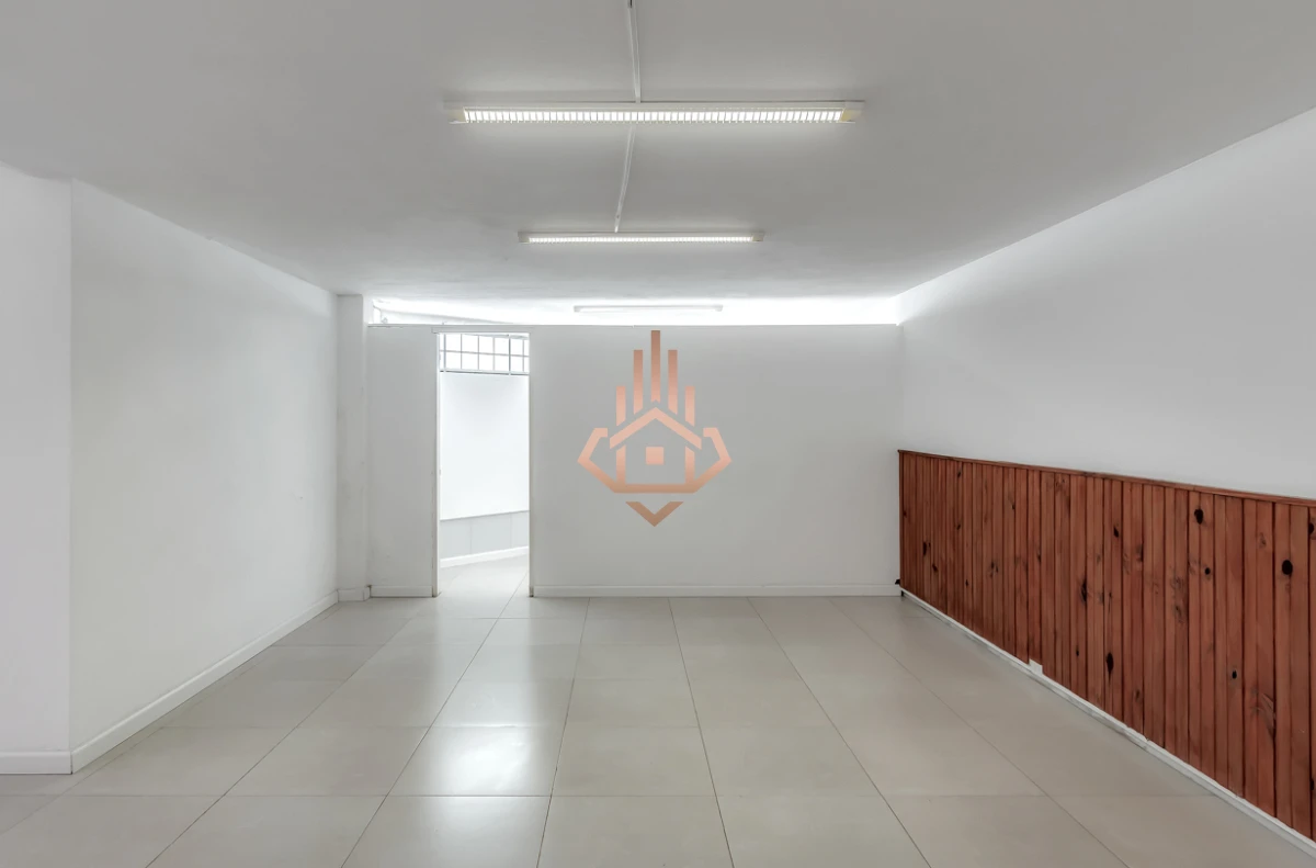 Venta Alquliler Anual local comercial en Roosevelt