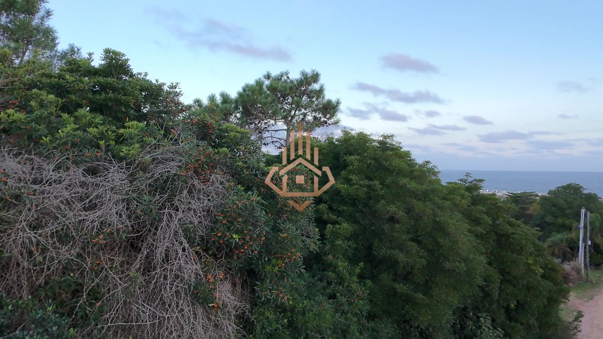 Terreno en venta en Las Grutas - Amplio con potencial de vista al mar