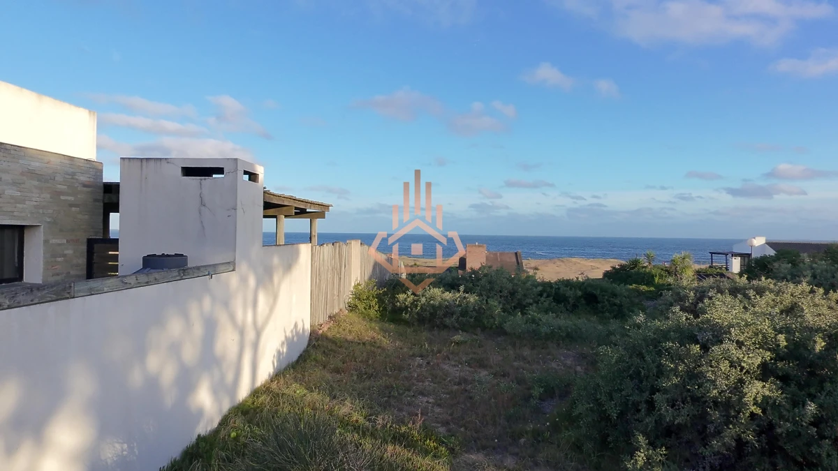 Terreno en venta en Las Grutas - Vista al mar. Bajo de precio!