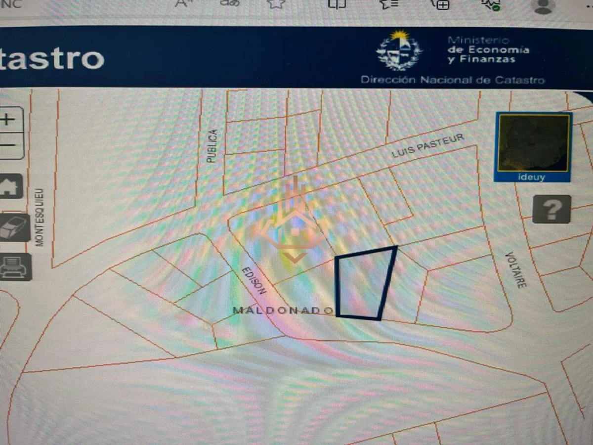 Venta de Espectacular terreno en la zona exclusiva de Golf en Punta del Este