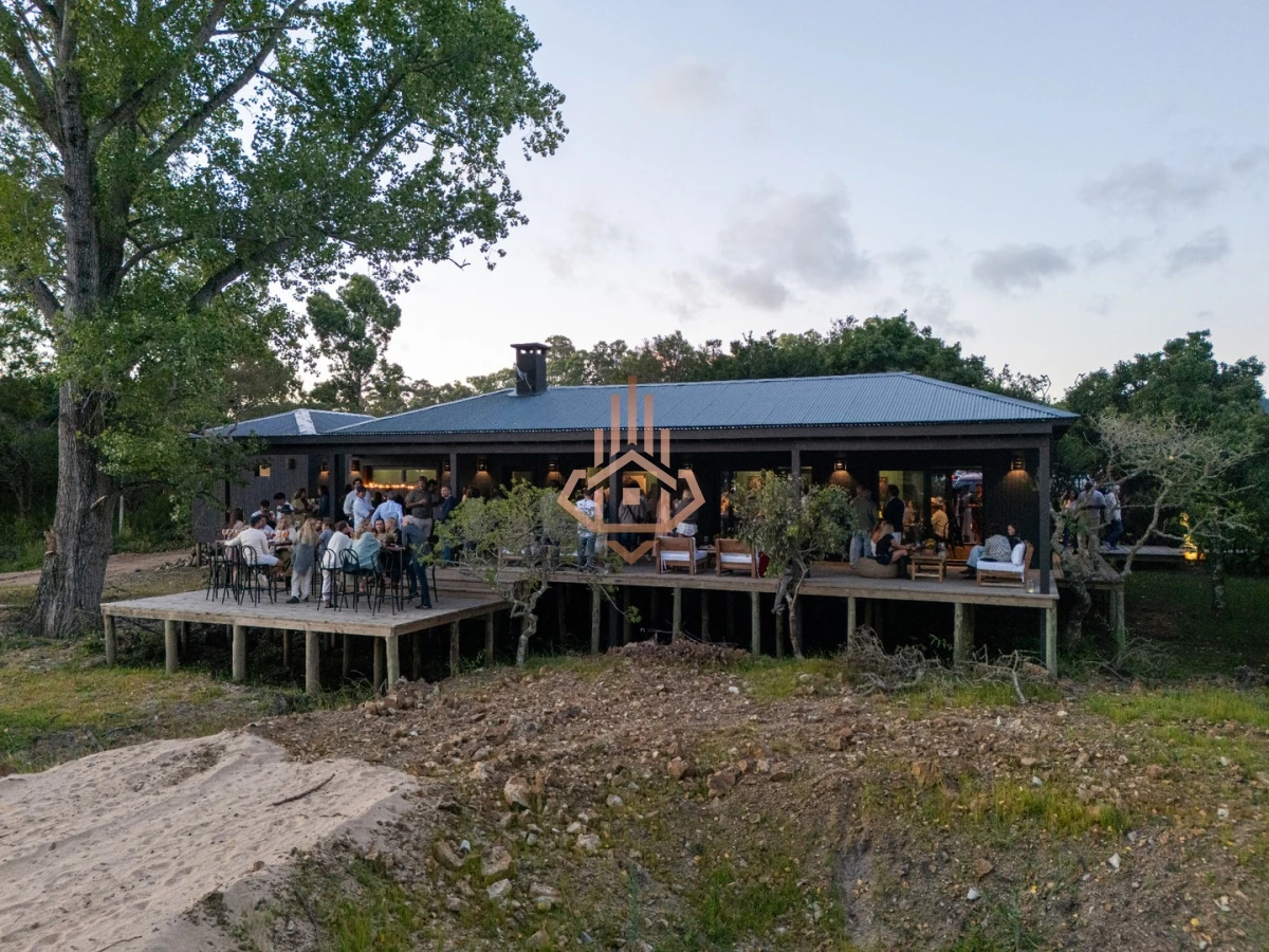 Puerto Quetzal La Barra