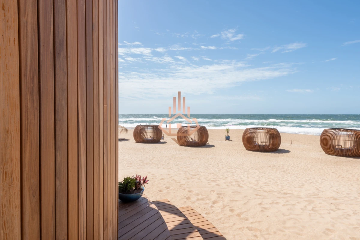 Venta de terrenos en barrio privado aura sumergidos en el bosque y el jardín