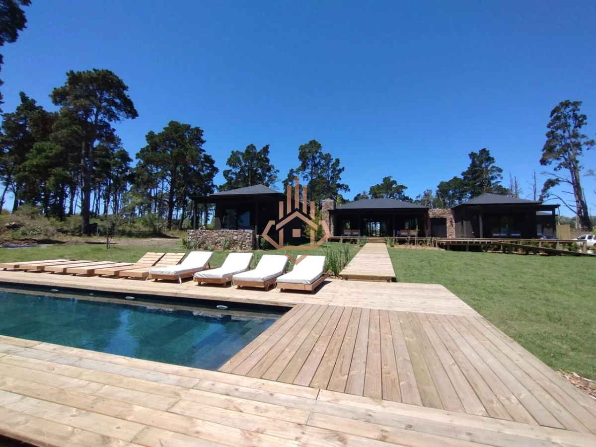 Puerto Quetzal La Barra