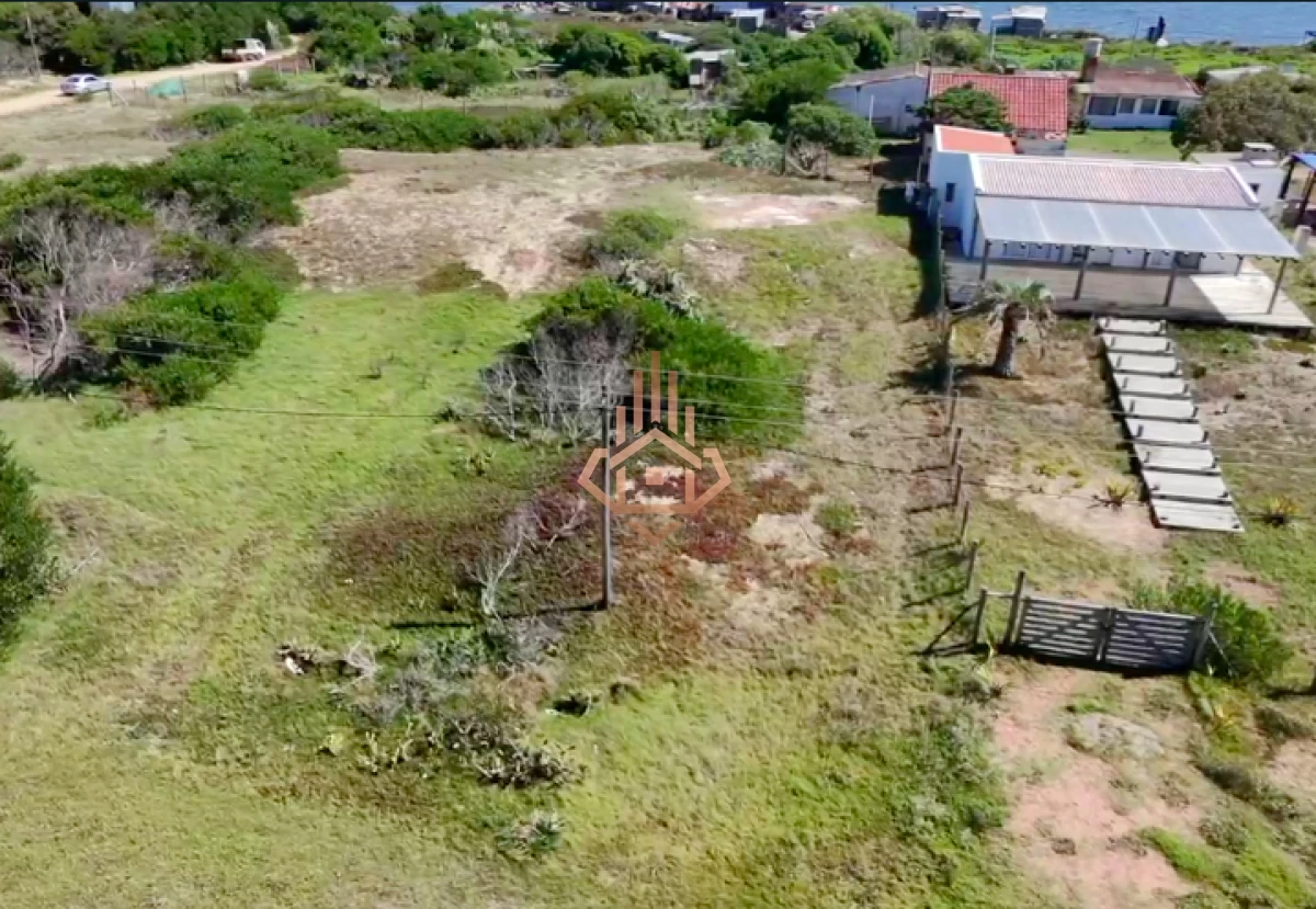 Venta de Terreno en Primera Línea en Santa Mónica