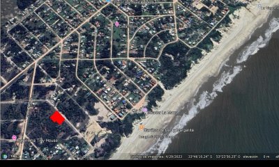Venta de terreno en Barra del Chuy - Puimayen. Una cuadra de la playa