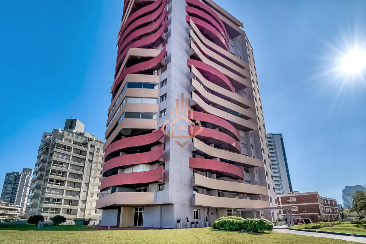 Apartamento en Punta del Este, Brava