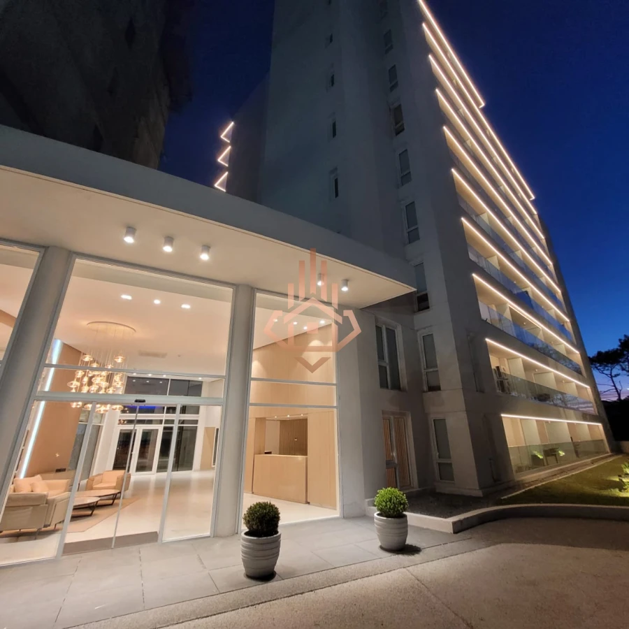 Espectacular Apartamento de 3 dormitorios con Vista al Mar y la Laguna