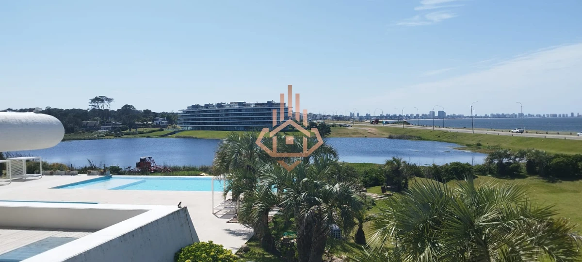 Espectacular Apartamento de 3 dormitorios con Vista al Mar y la Laguna