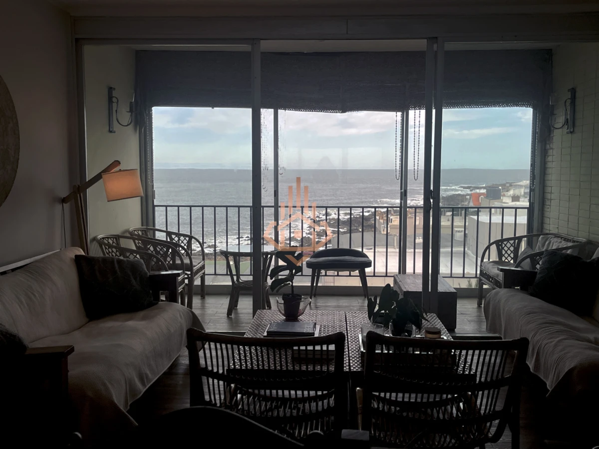 Espectacular apartamento con vista a la Brava, al atardecer y al Faro de Punta del Este - Foto 3